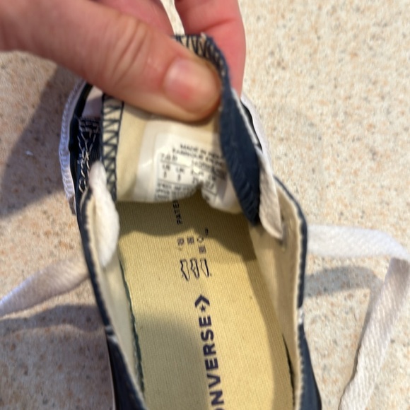 Converse infant Chuck Taylor All-Star low top blue shoes, toddler size 5 - Picture 7 of 9